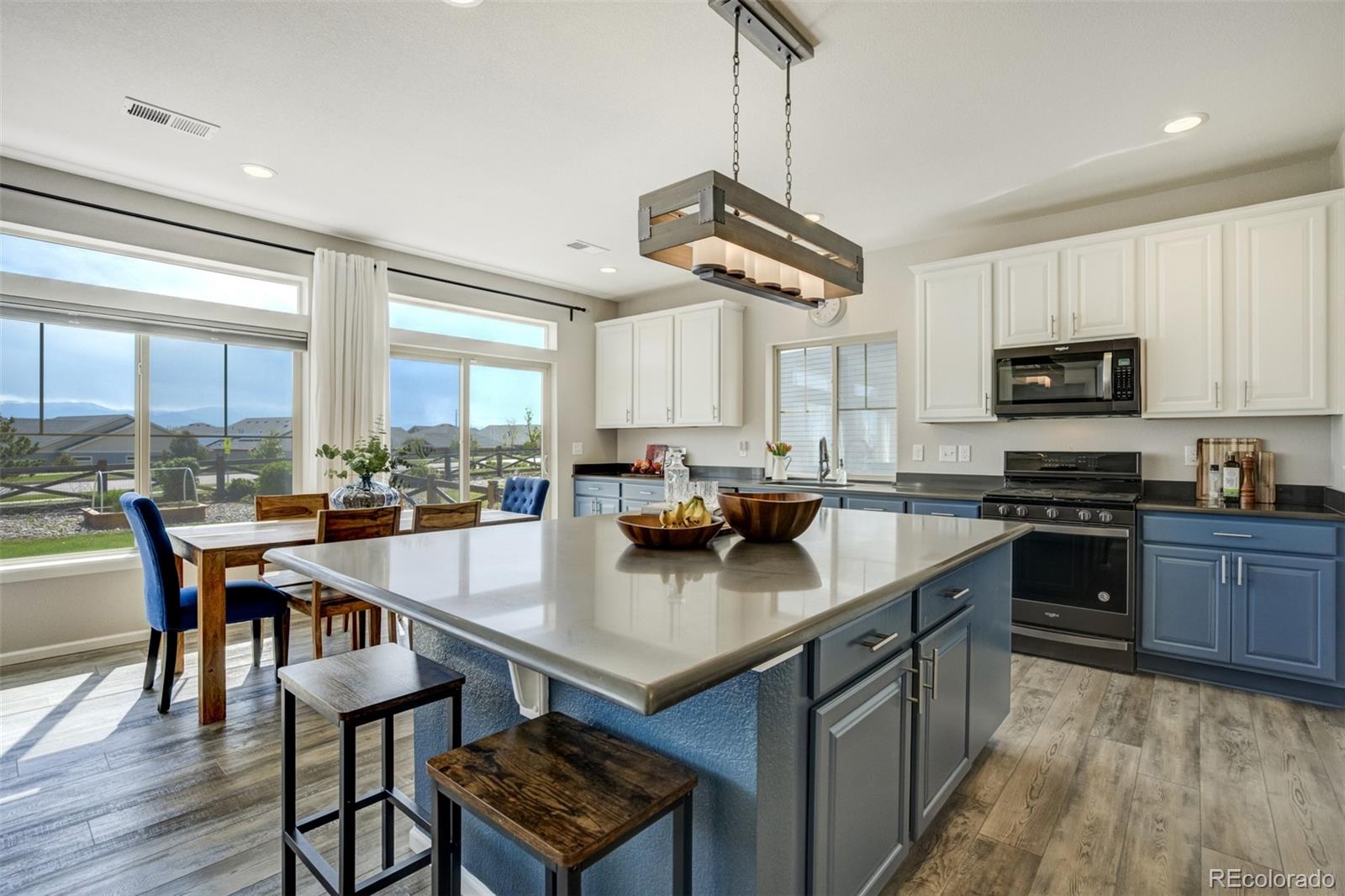 MLS Image #10 for 6880  backcountry loop,colorado springs, Colorado