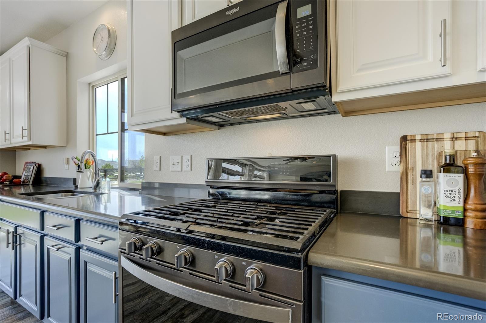 MLS Image #12 for 6880  backcountry loop,colorado springs, Colorado