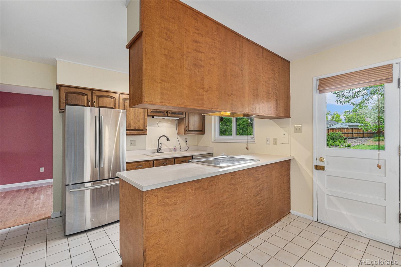 MLS Image #14 for 2743 s reading court,denver, Colorado