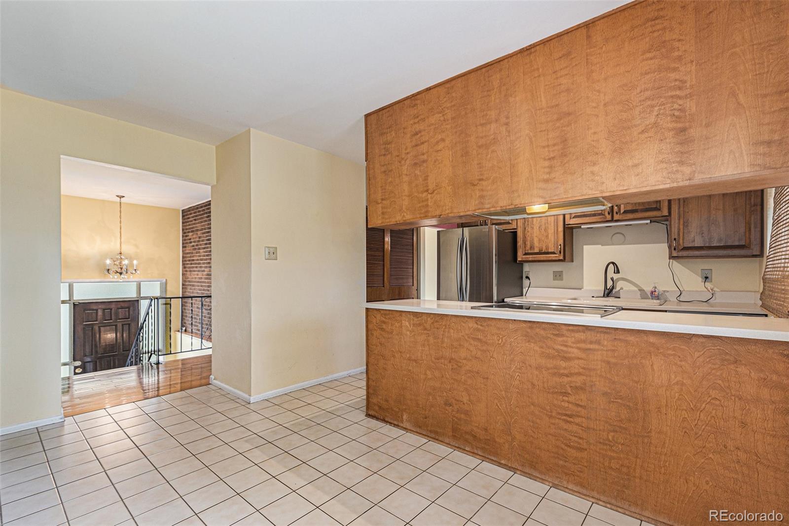 MLS Image #16 for 2743 s reading court,denver, Colorado