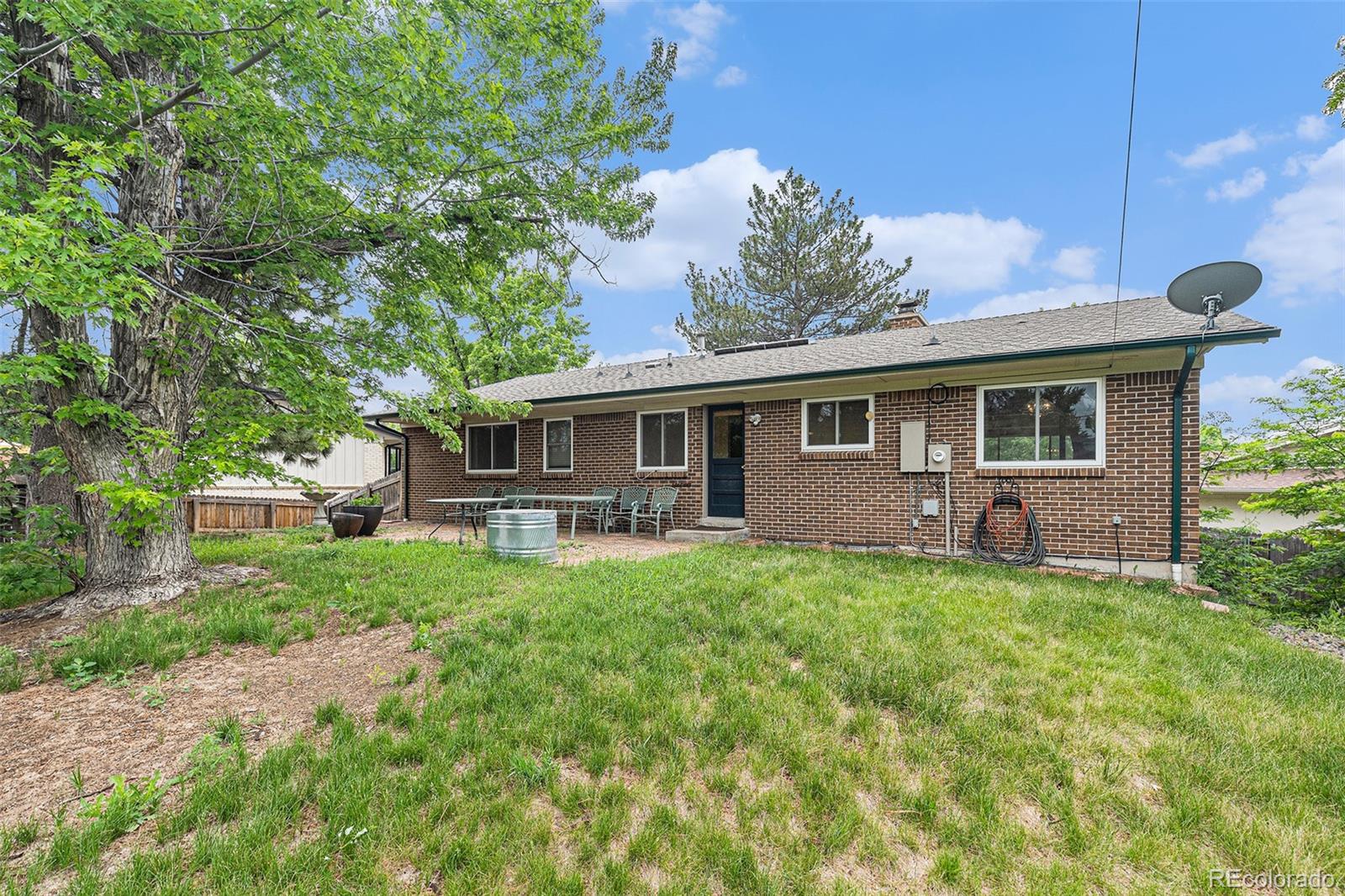 MLS Image #36 for 2743 s reading court,denver, Colorado