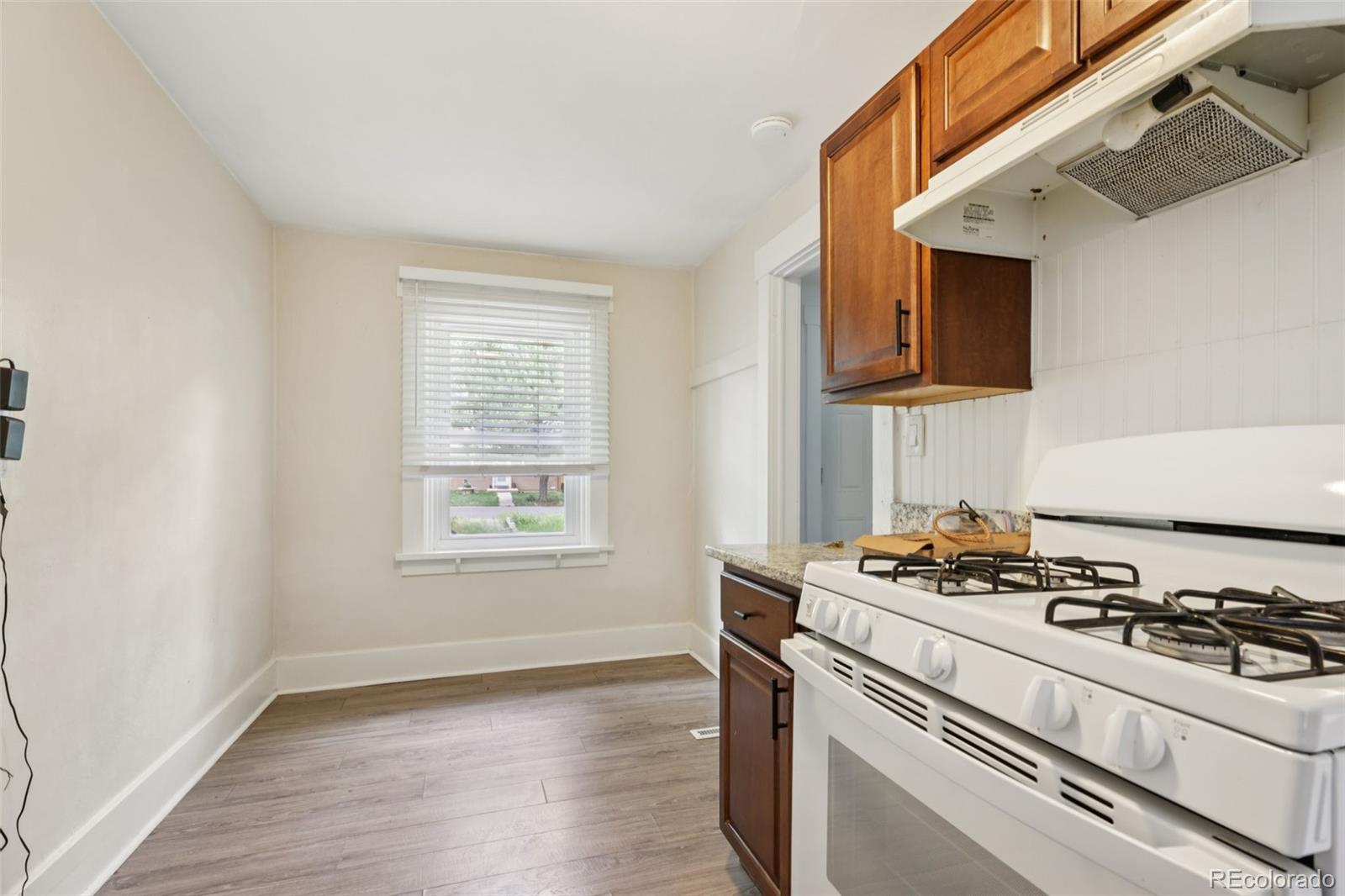 MLS Image #2 for 1340  iola street,aurora, Colorado