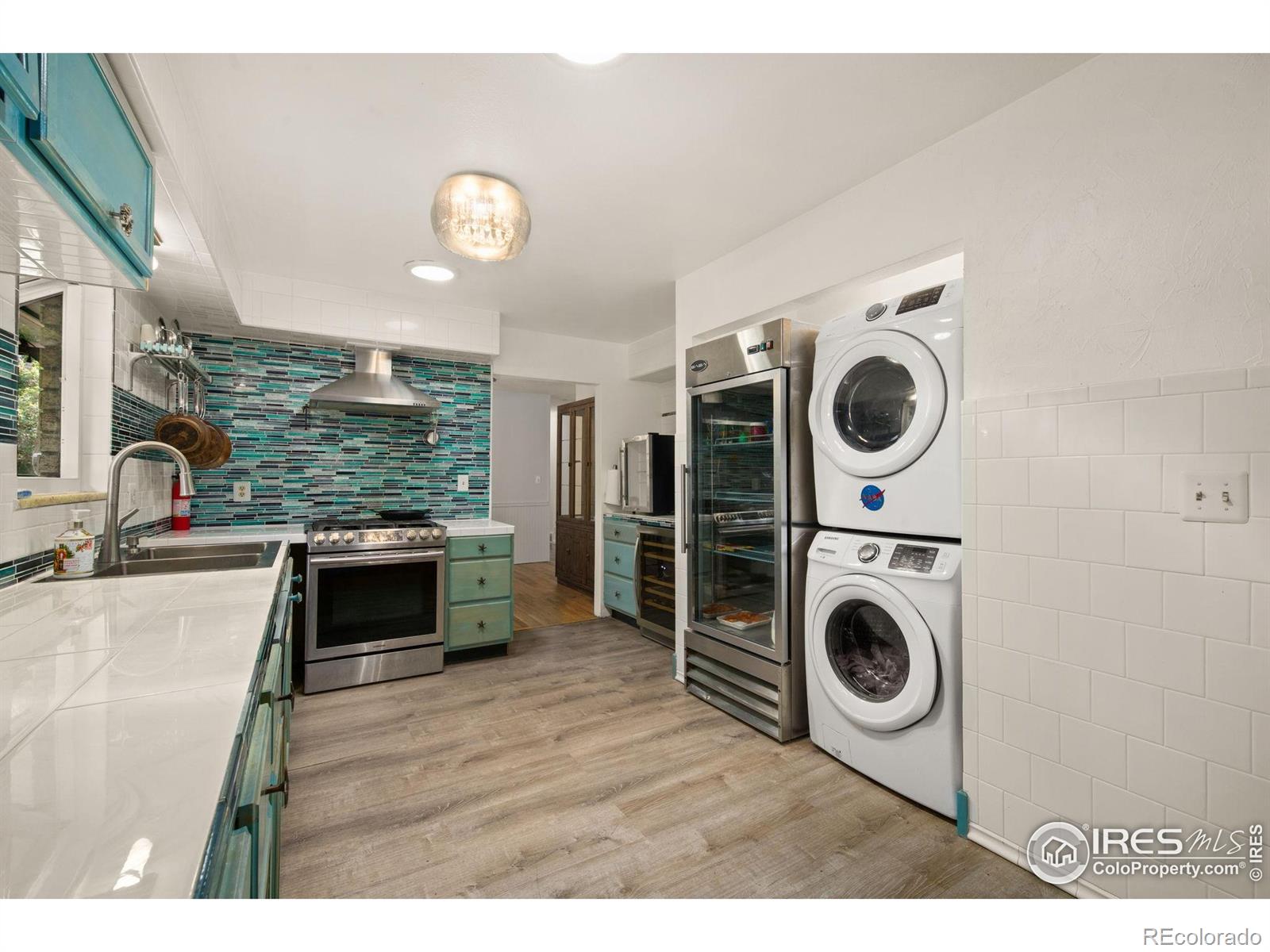 MLS Image #11 for 1307  redwood drive,loveland, Colorado