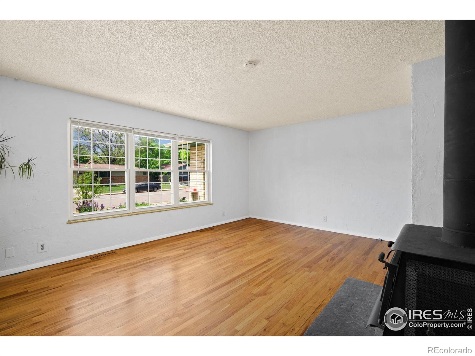MLS Image #7 for 1307  redwood drive,loveland, Colorado