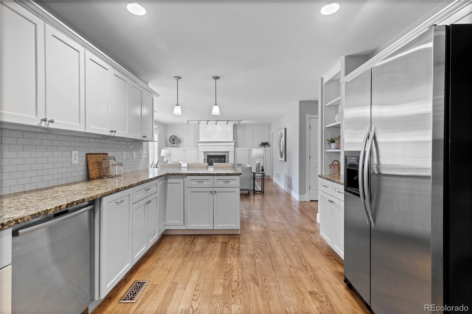MLS Image #9 for 1366 s vine street,denver, Colorado