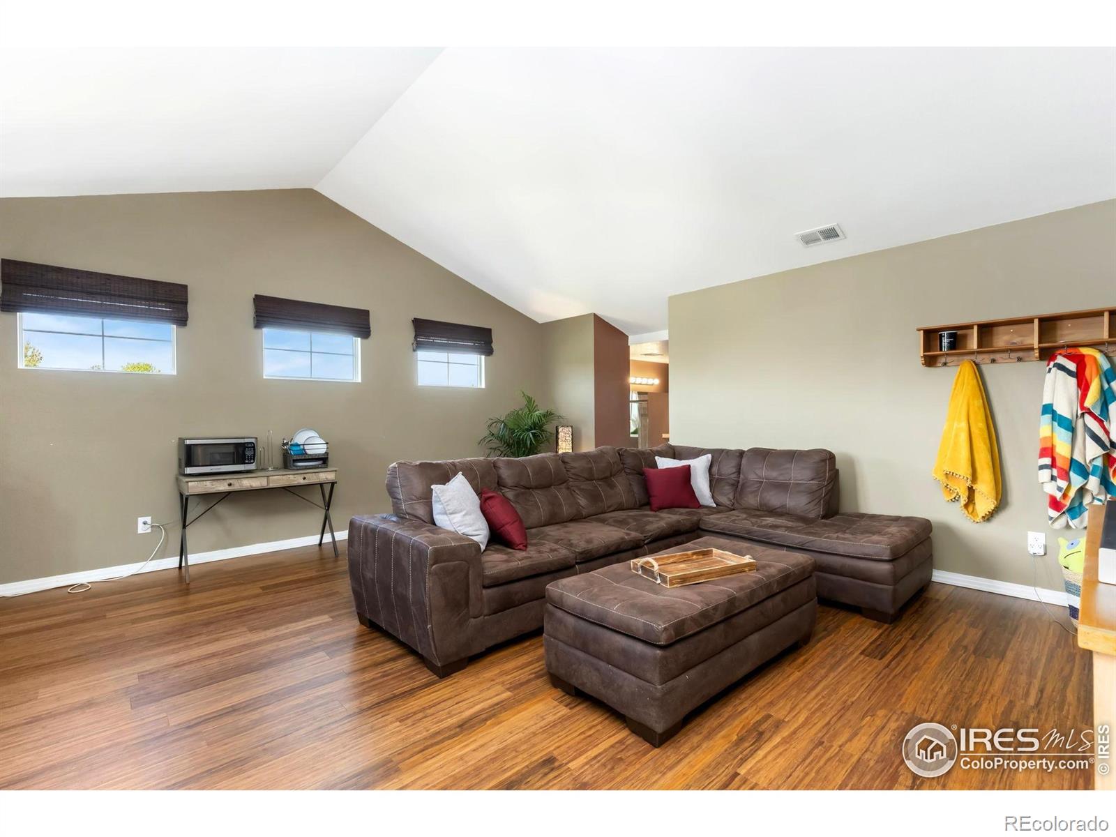 MLS Image #17 for 633  deerwood drive,longmont, Colorado