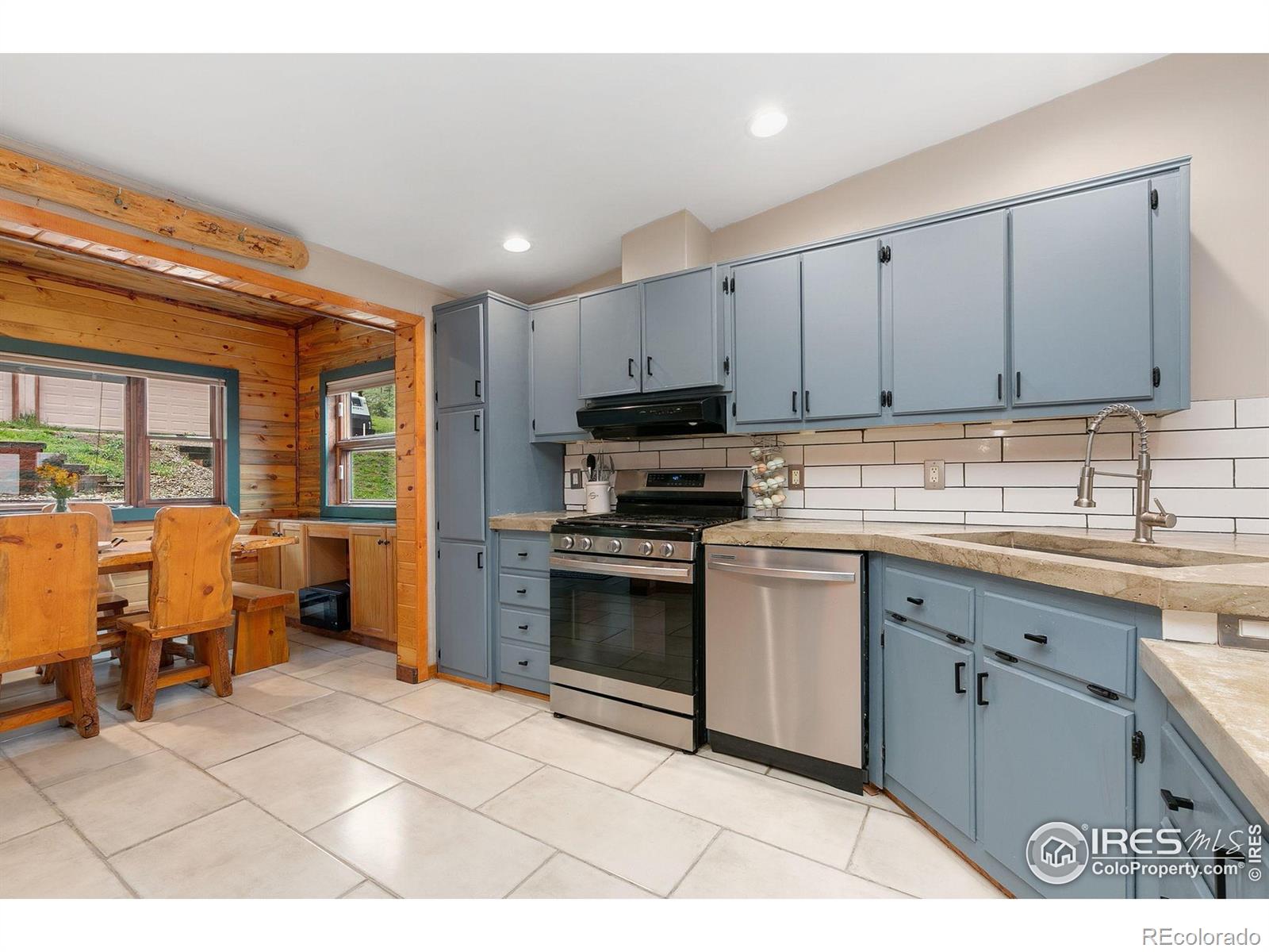 MLS Image #13 for 146  wild turkey place,drake, Colorado