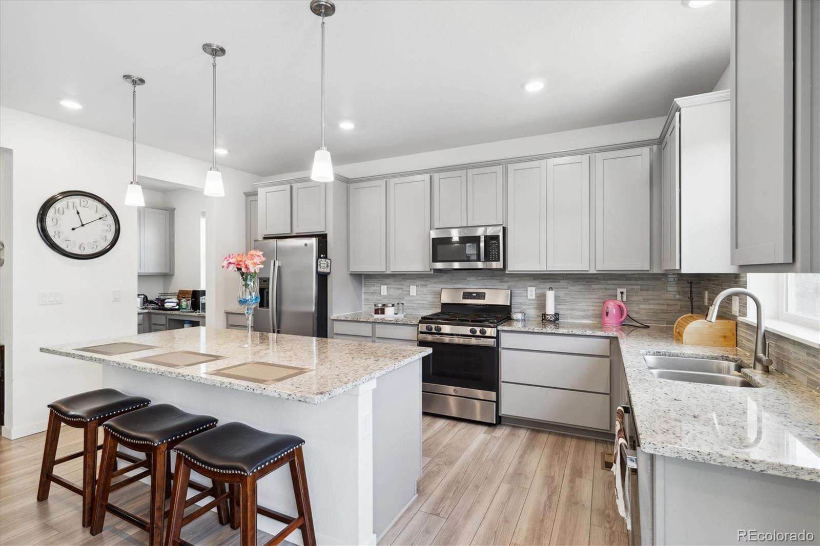 MLS Image #5 for 10983  uvalda street,commerce city, Colorado
