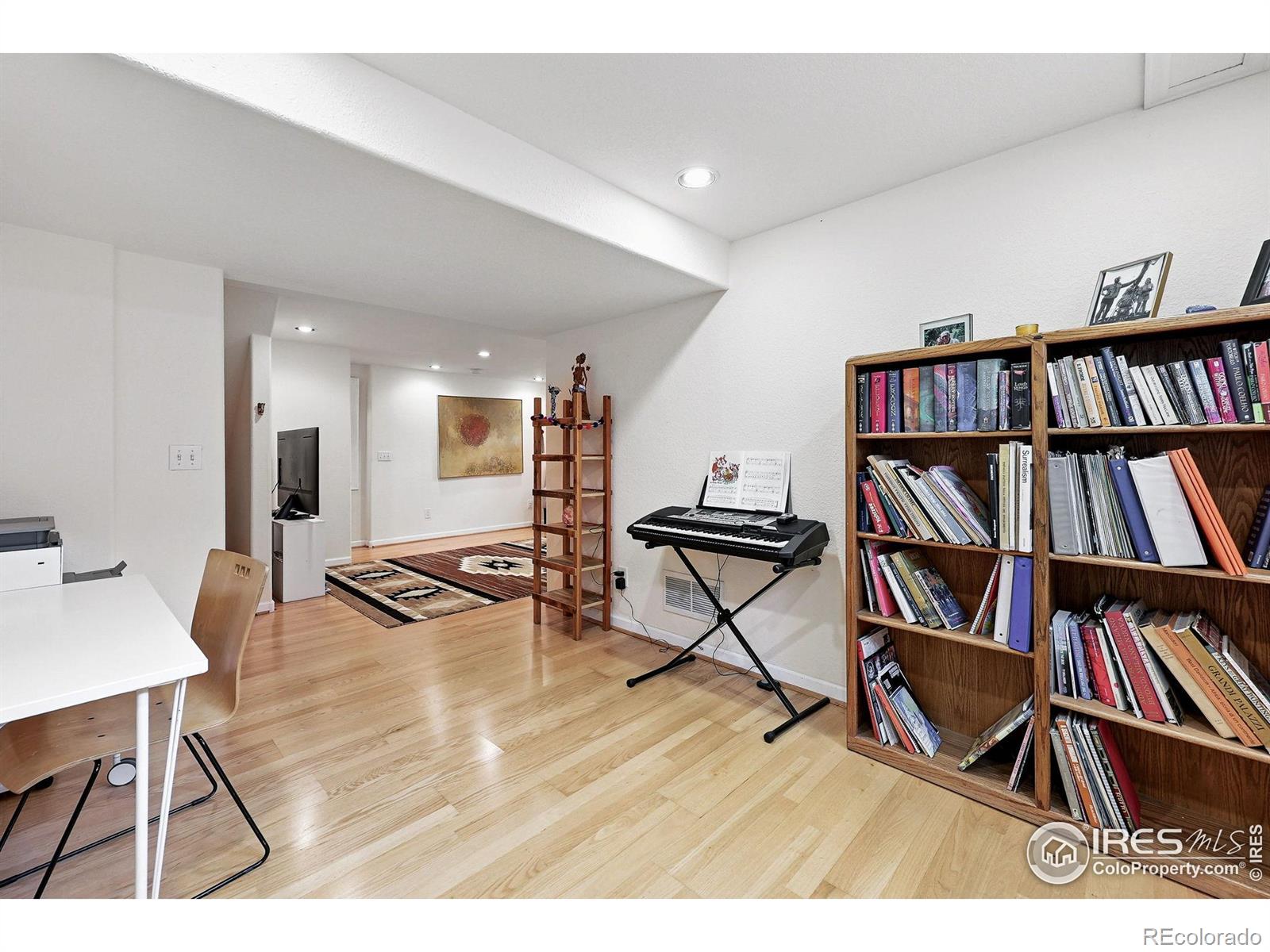 MLS Image #26 for 823  timothy drive,longmont, Colorado