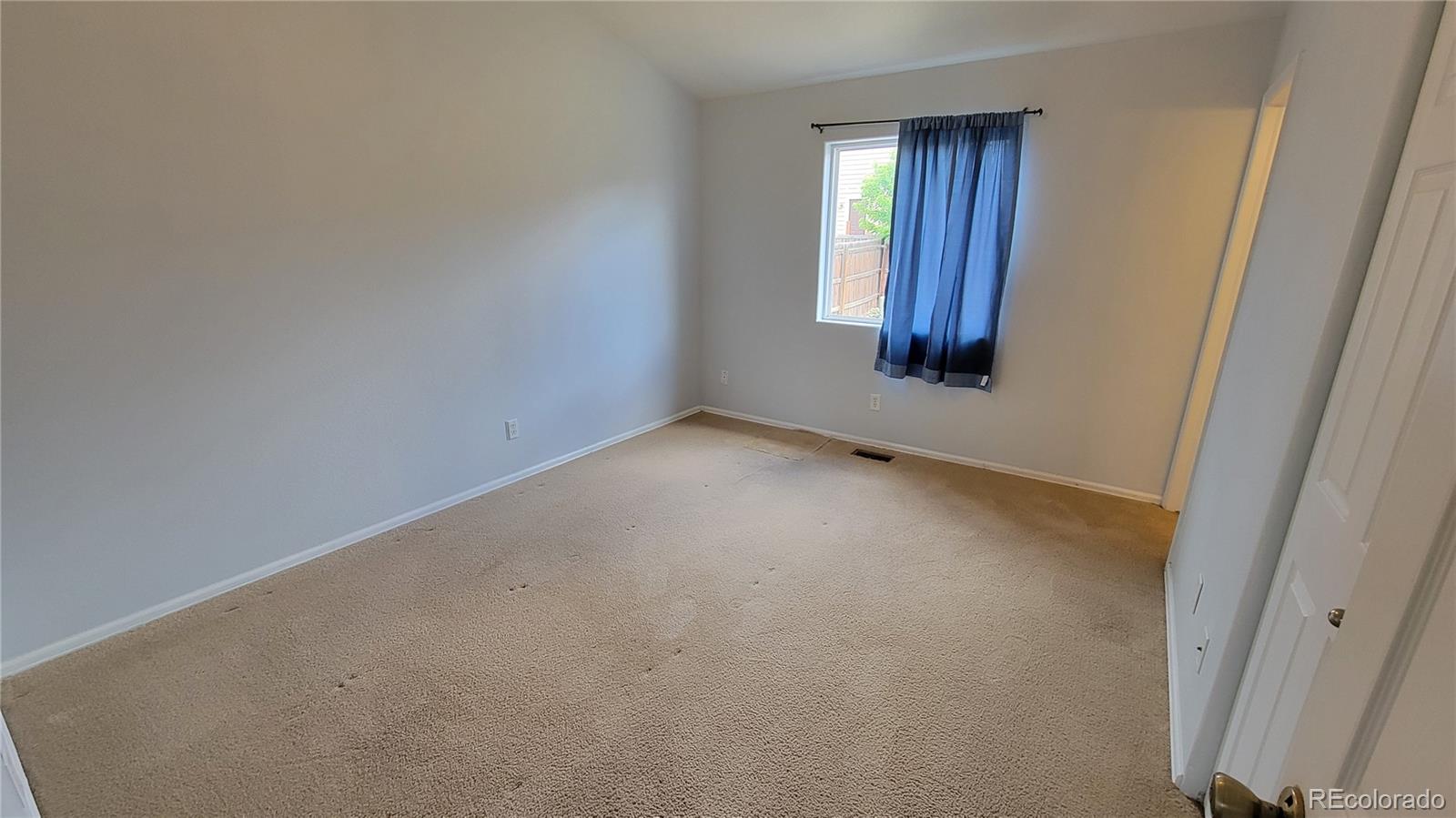 MLS Image #7 for 2916  arbor avenue,greeley, Colorado
