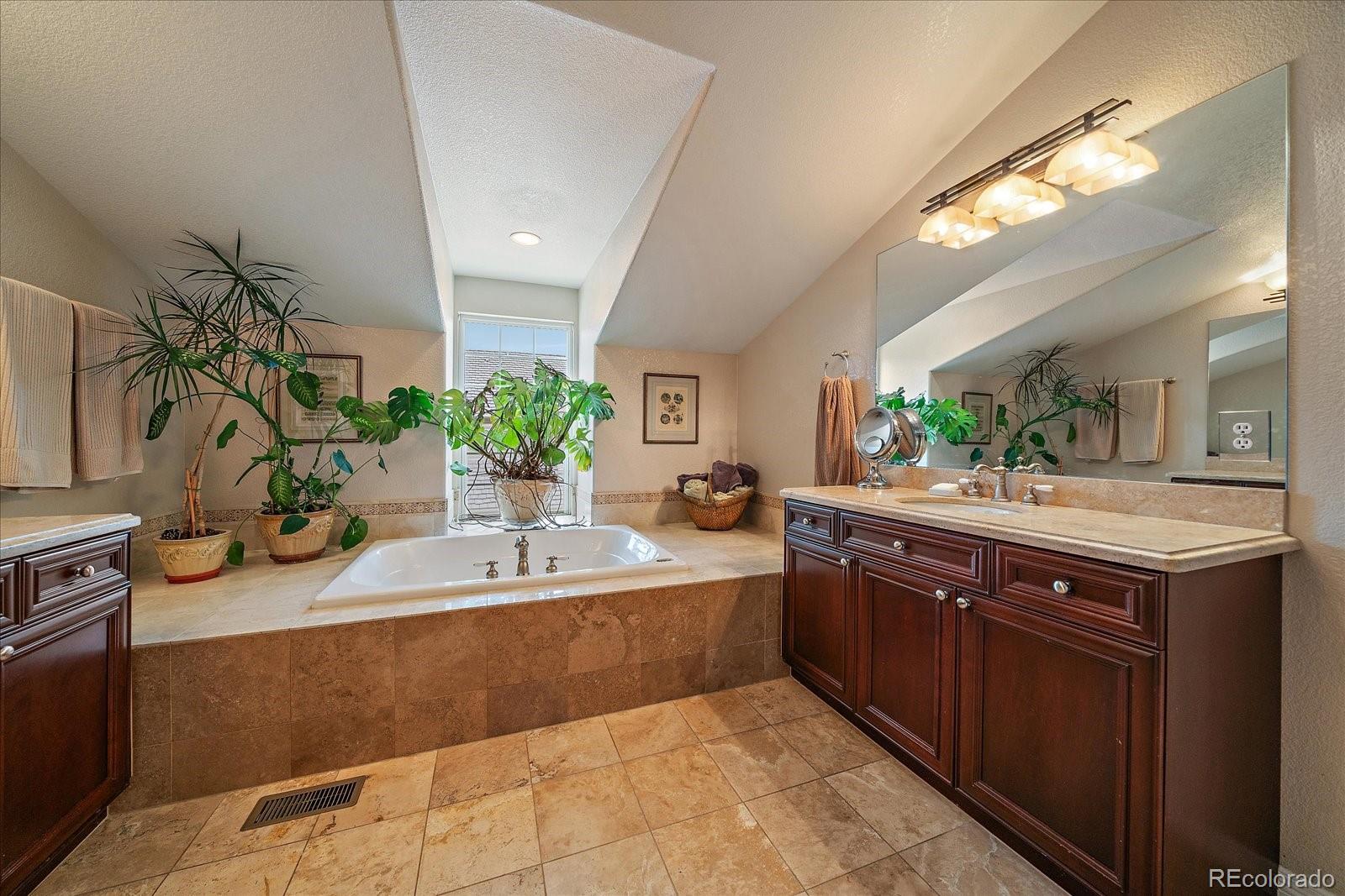 MLS Image #29 for 4545 s monaco street,denver, Colorado