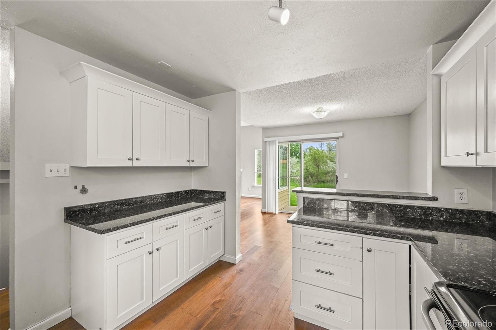 MLS Image #5 for 10349 w fair avenue a,littleton, Colorado