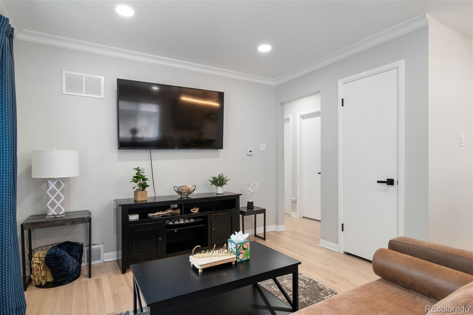 MLS Image #5 for 1243  monroe street,denver, Colorado