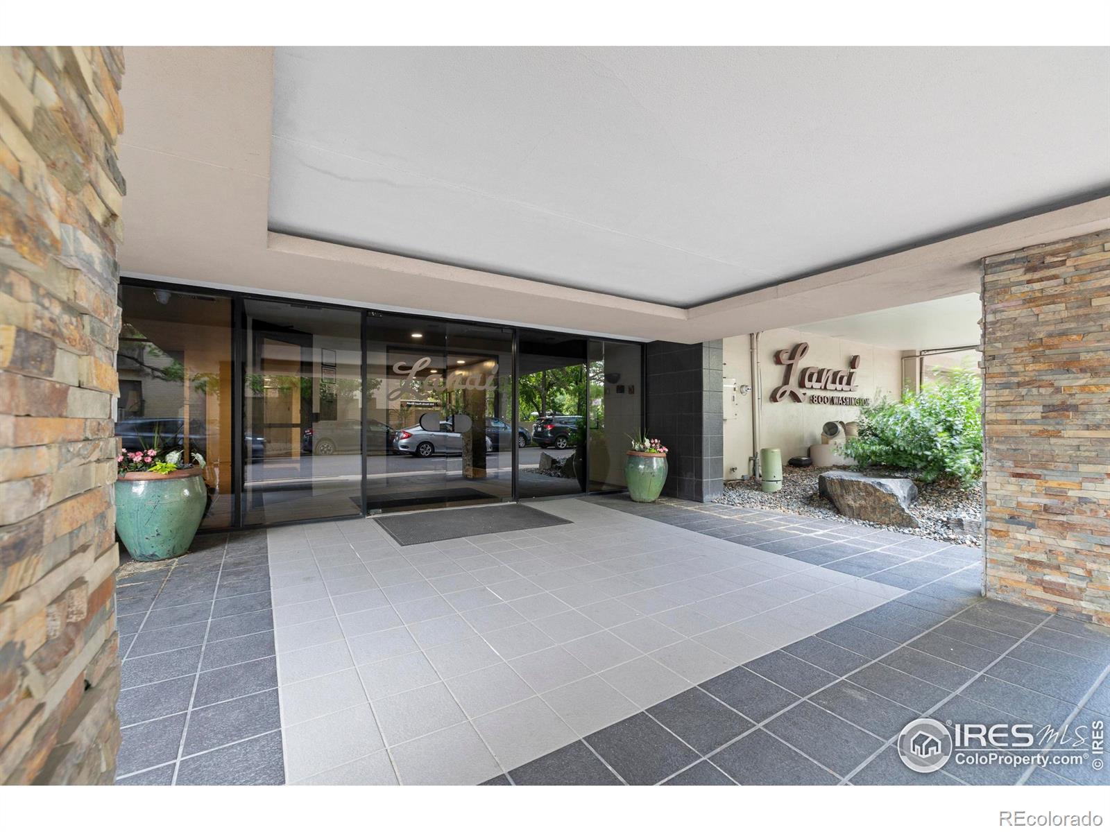 MLS Image #1 for 800 n washington street,denver, Colorado
