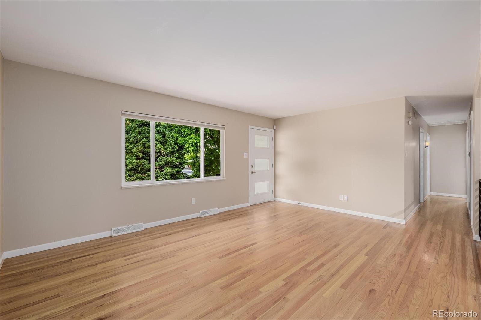 MLS Image #13 for 8231 e lehigh drive,denver, Colorado