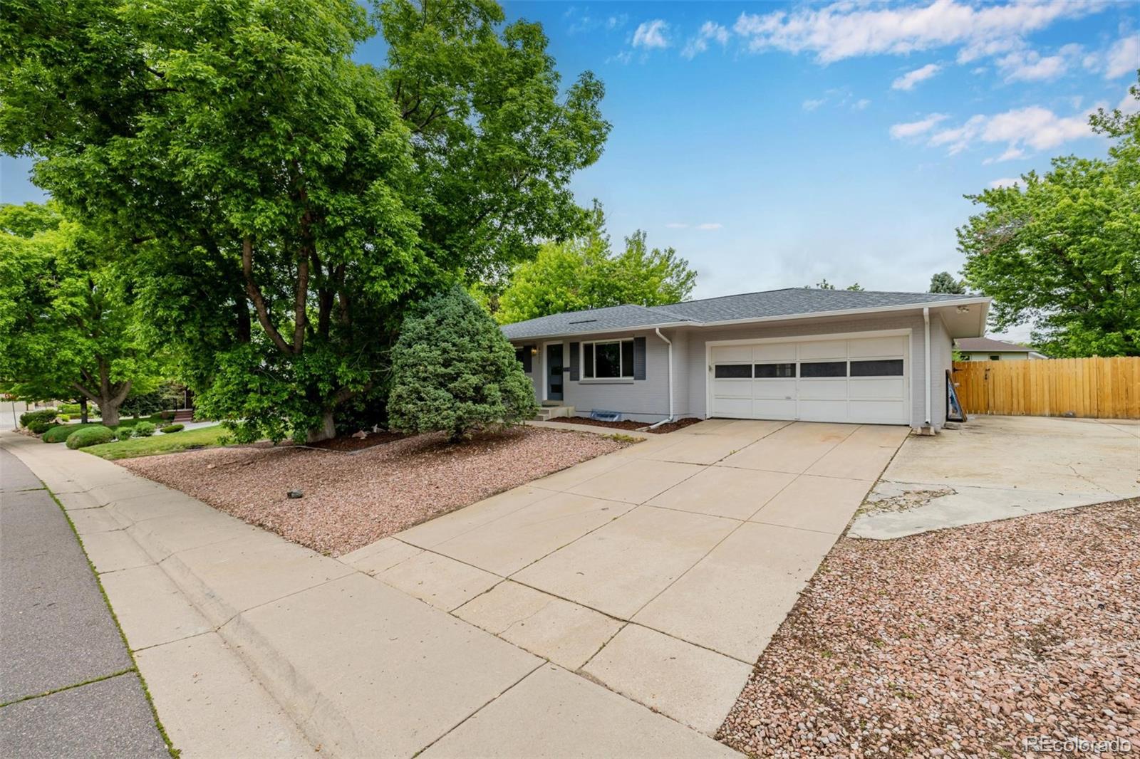 MLS Image #2 for 8231 e lehigh drive,denver, Colorado