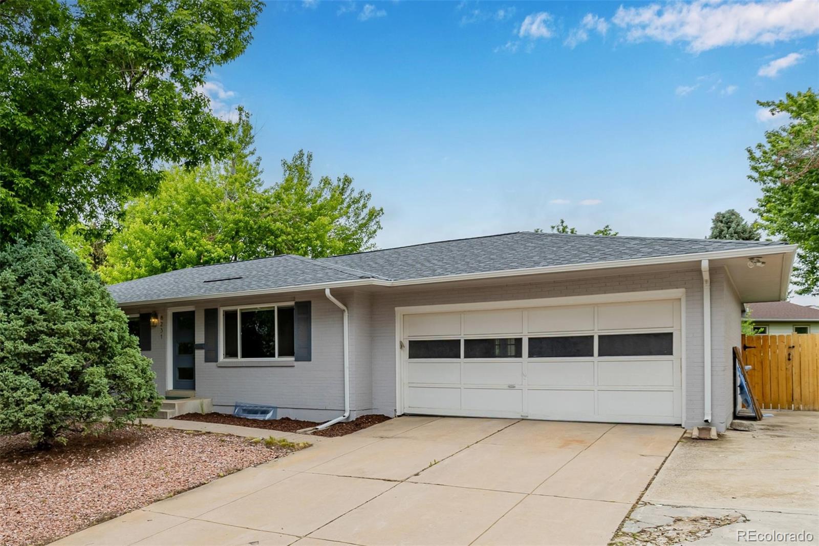 MLS Image #3 for 8231 e lehigh drive,denver, Colorado