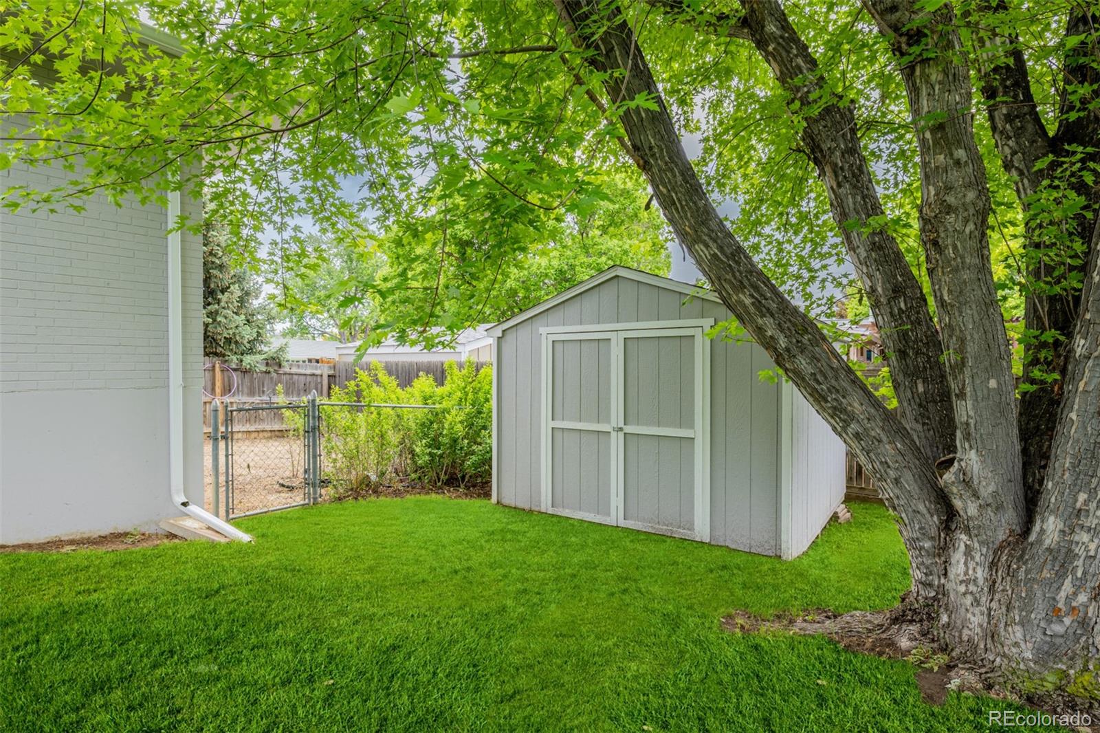 MLS Image #49 for 8231 e lehigh drive,denver, Colorado