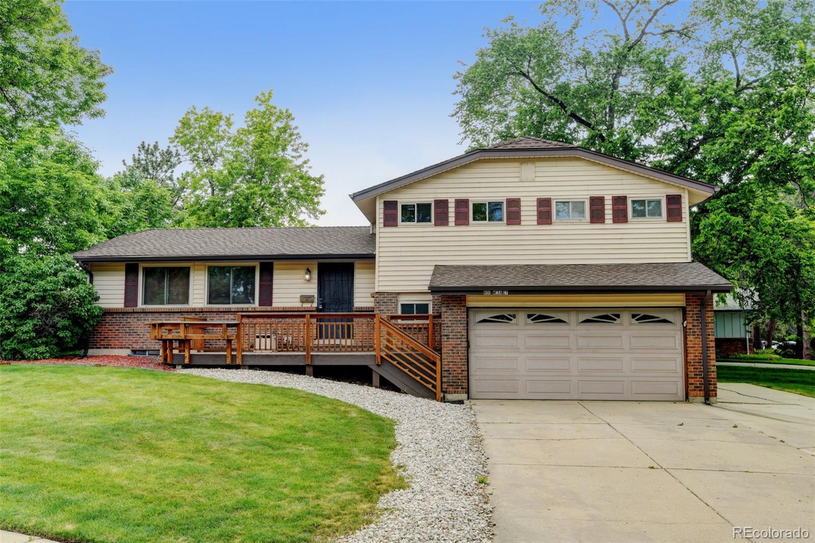 CMA Image for 800  Mesa Court,Broomfield, Colorado