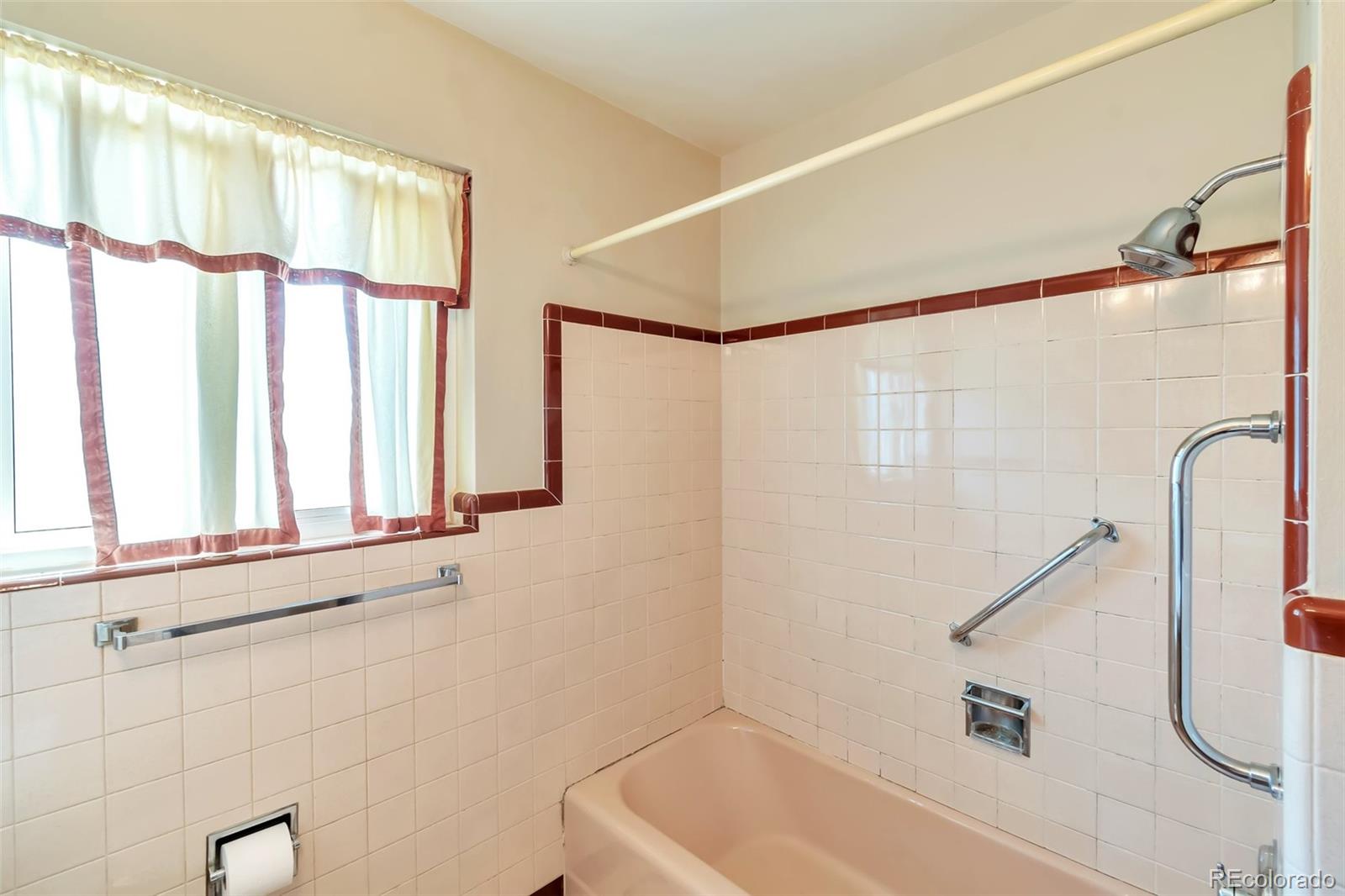 MLS Image #11 for 1304 s harlan street,lakewood, Colorado