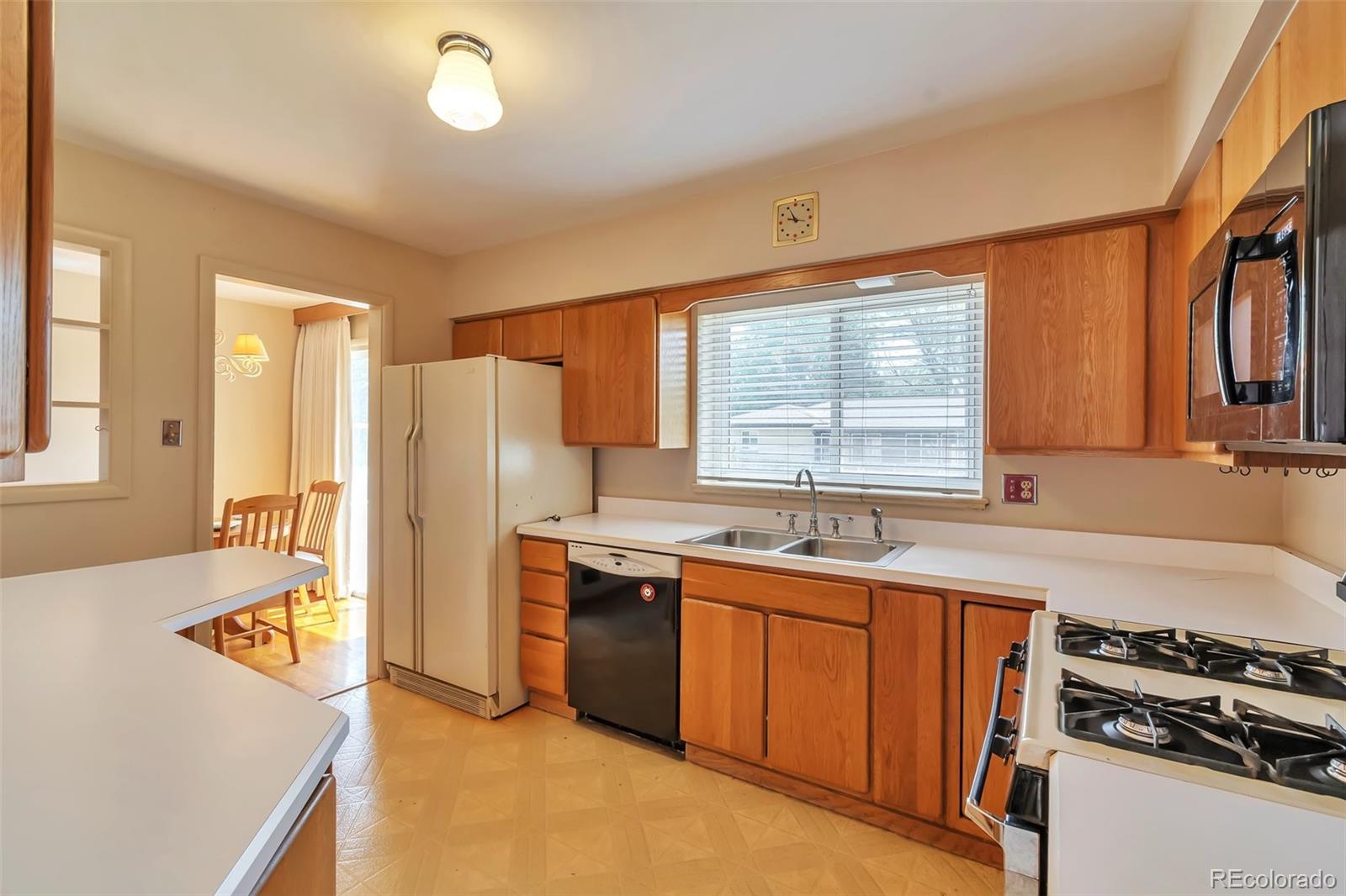 MLS Image #9 for 1304 s harlan street,lakewood, Colorado