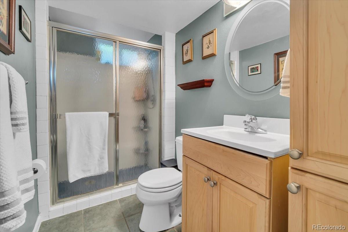 MLS Image #19 for 1648 s locust street,denver, Colorado