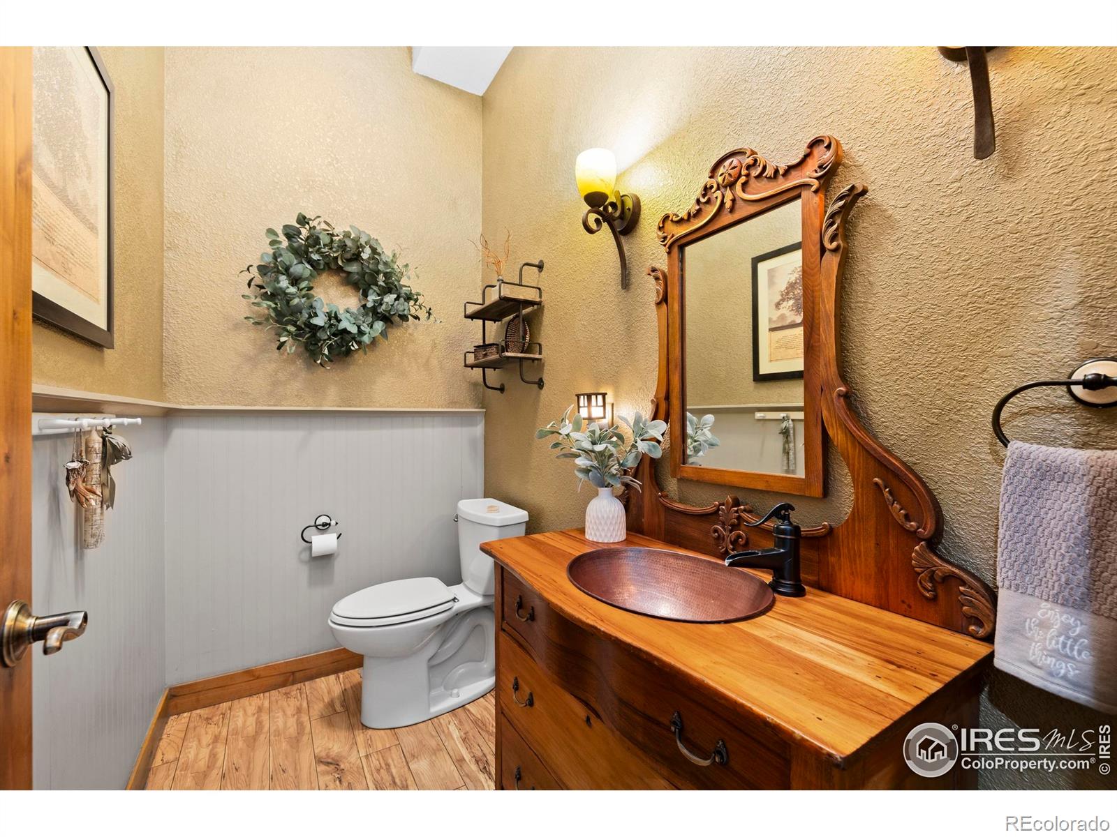 MLS Image #11 for 952  skinner gulch road,loveland, Colorado