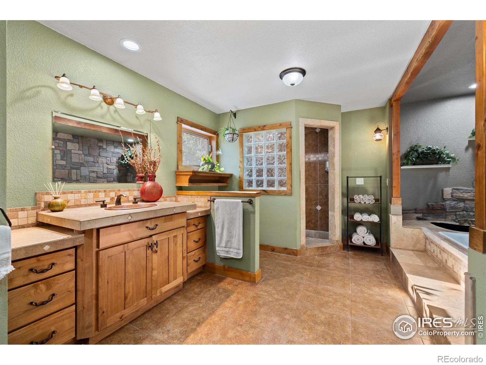 MLS Image #15 for 952  skinner gulch road,loveland, Colorado