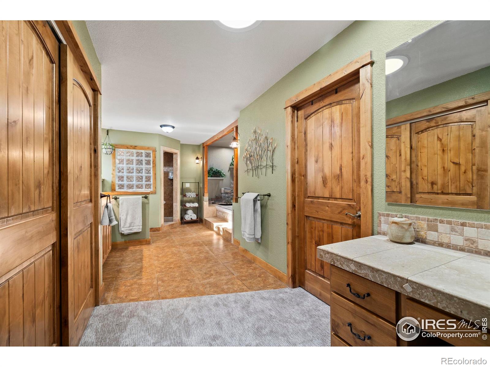 MLS Image #16 for 952  skinner gulch road,loveland, Colorado
