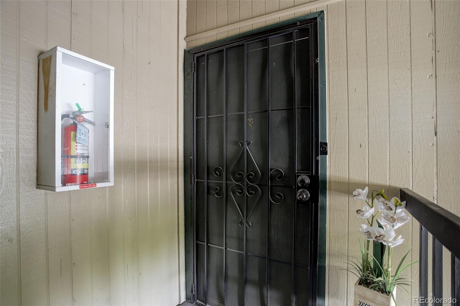 MLS Image #18 for 10150 e virginia avenue,denver, Colorado