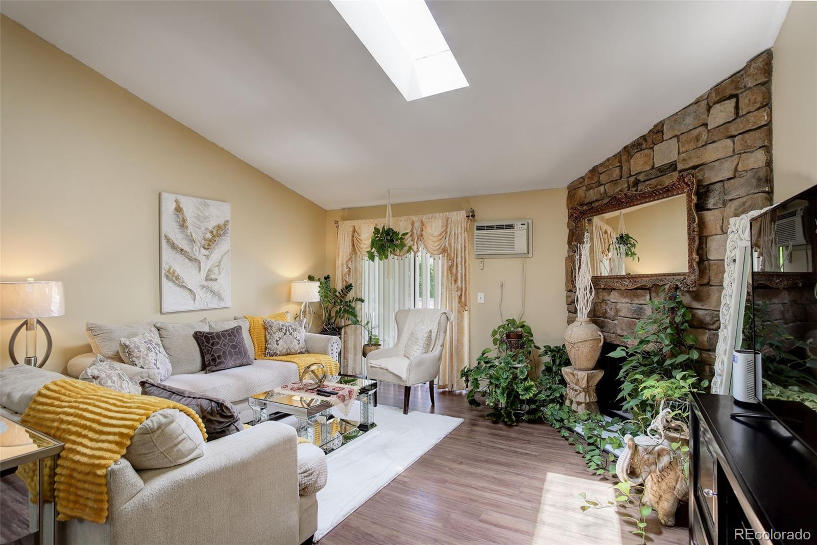 MLS Image #3 for 10150 e virginia avenue,denver, Colorado