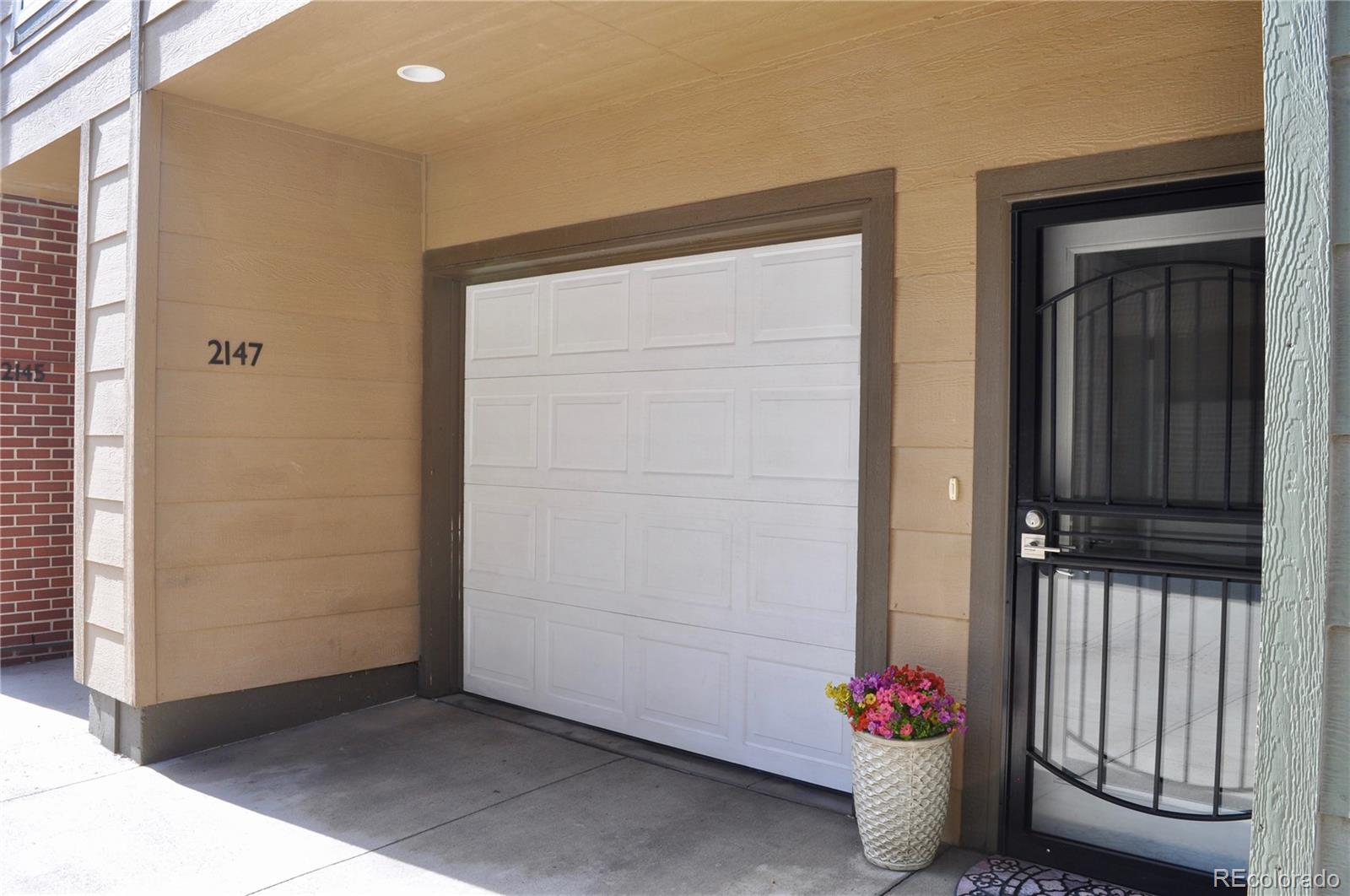 MLS Image #36 for 2147 n downing street,denver, Colorado
