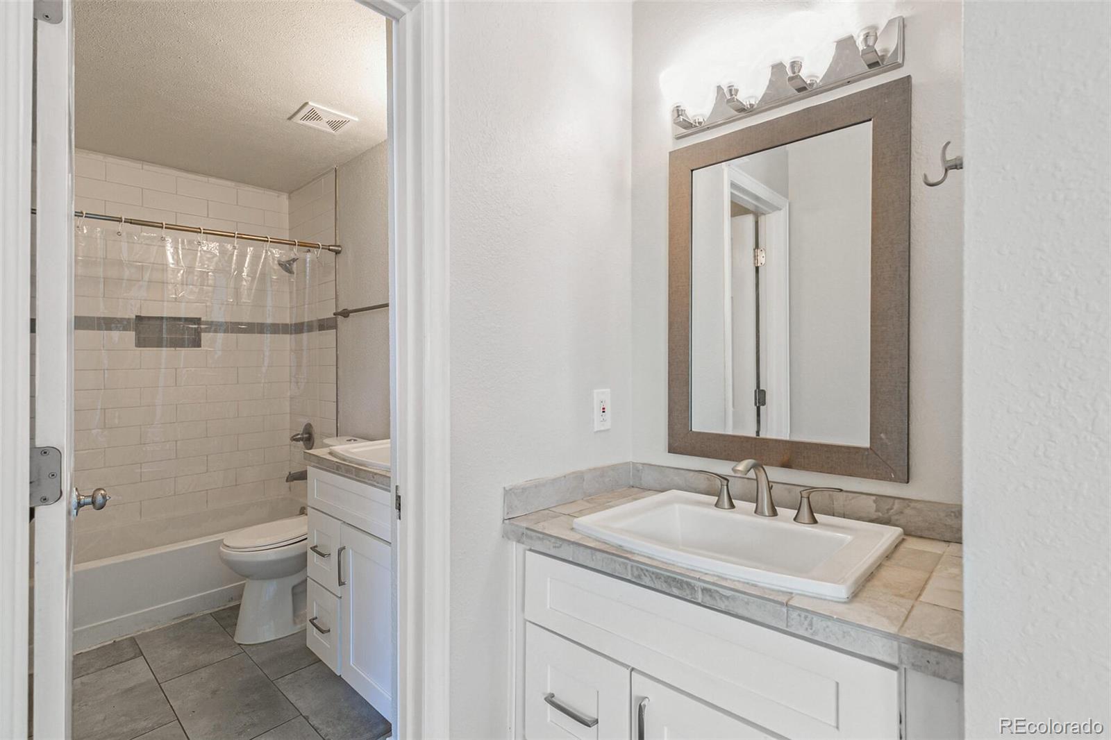 MLS Image #21 for 12020 e canal drive,aurora, Colorado