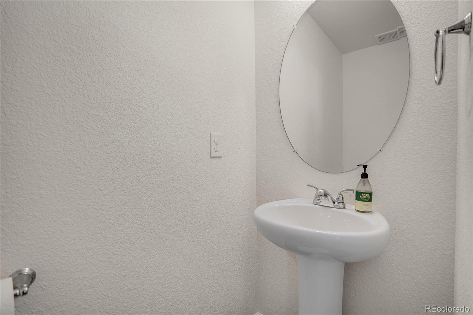 MLS Image #16 for 18173 e 104th way,commerce city, Colorado