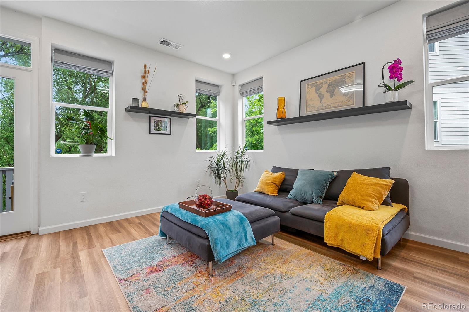 MLS Image #10 for 1106  oak circle,lakewood, Colorado