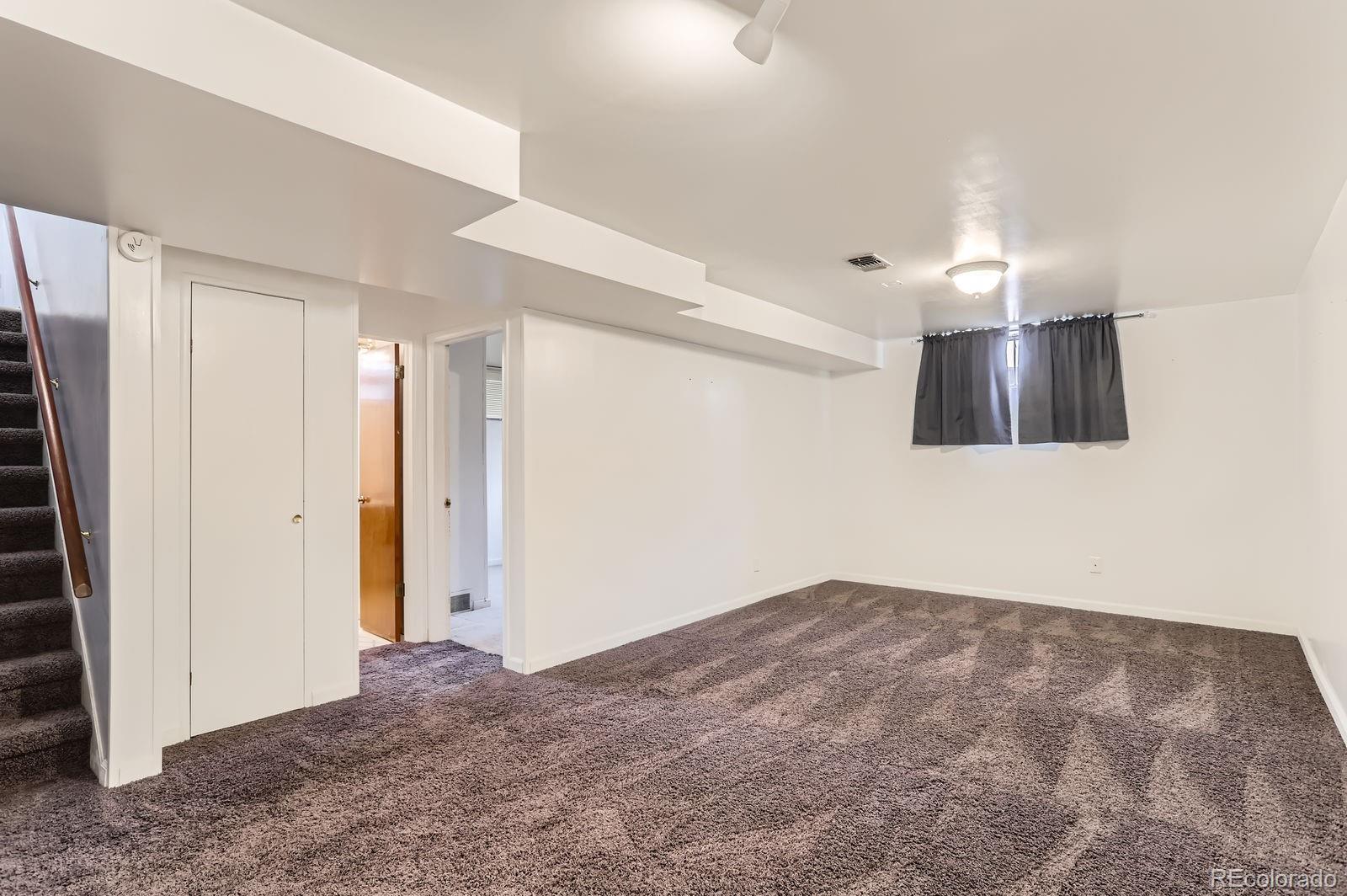 MLS Image #14 for 6930  warren drive,denver, Colorado
