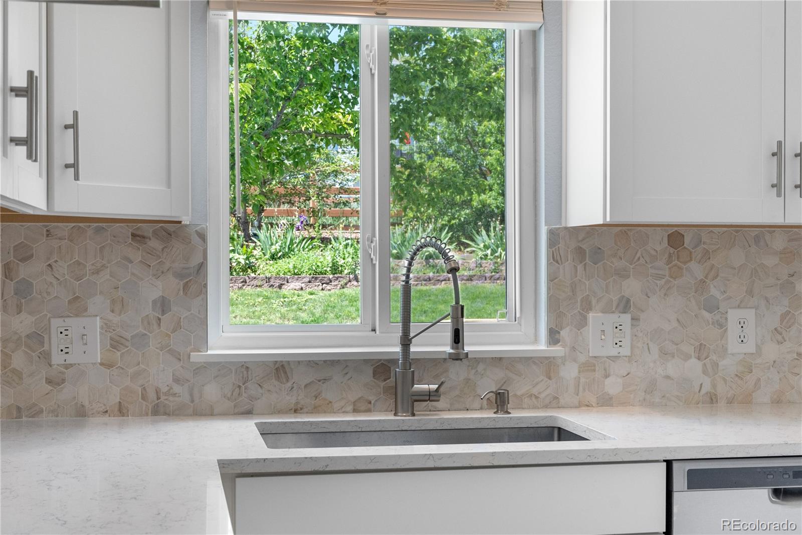 MLS Image #13 for 19410 e ithaca place,aurora, Colorado