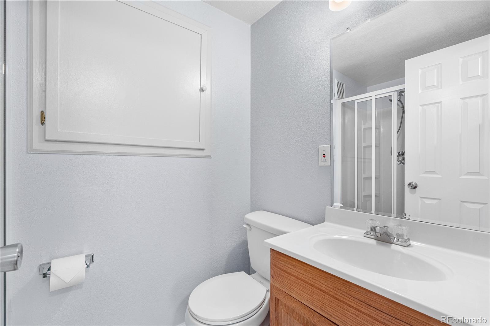 MLS Image #29 for 19410 e ithaca place,aurora, Colorado