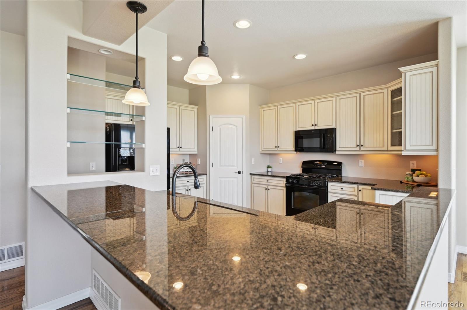 MLS Image #15 for 10402  capital peak way,peyton, Colorado