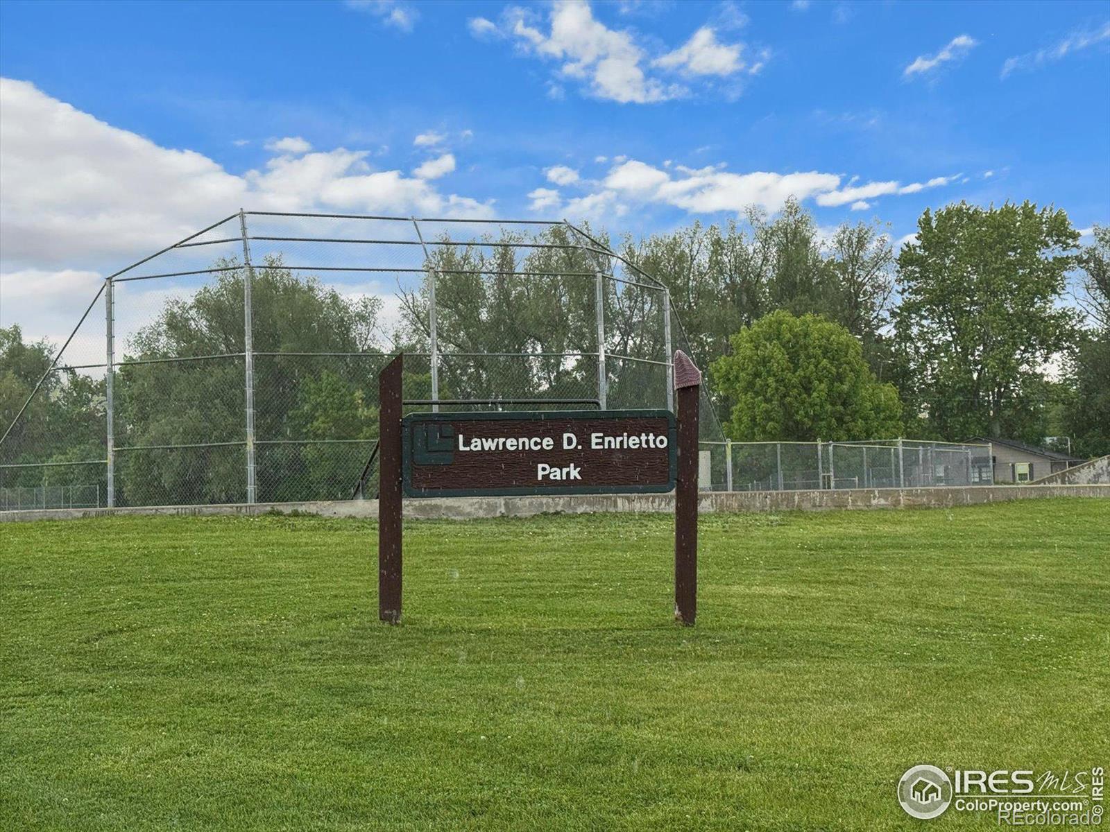 MLS Image #15 for 518  sunset drive,louisville, Colorado