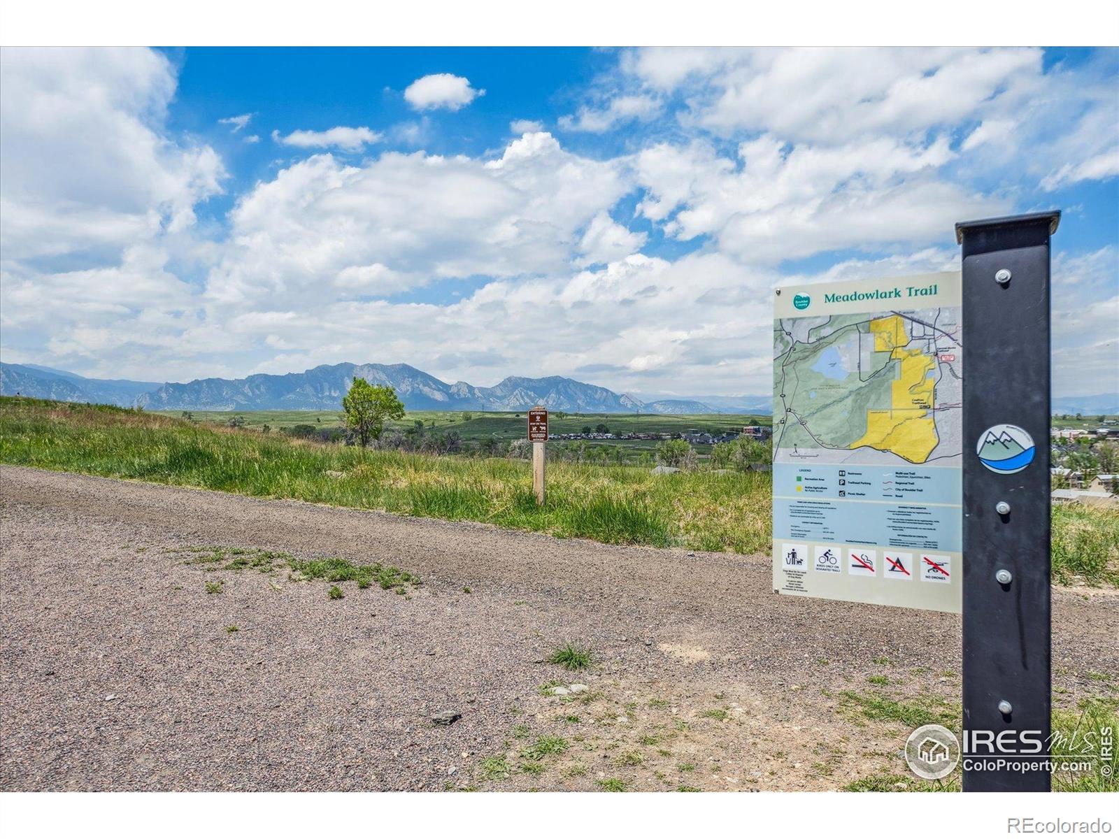 MLS Image #19 for 518  sunset drive,louisville, Colorado