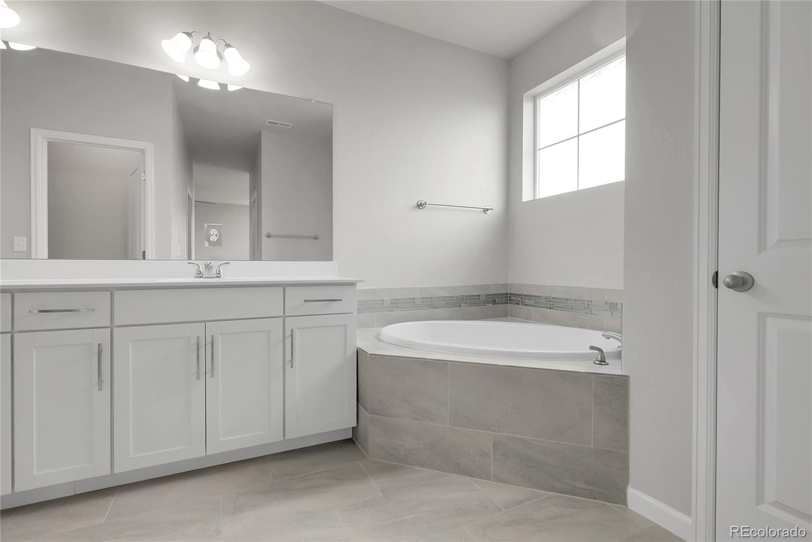 MLS Image #20 for 23895 e rocky top place,aurora, Colorado