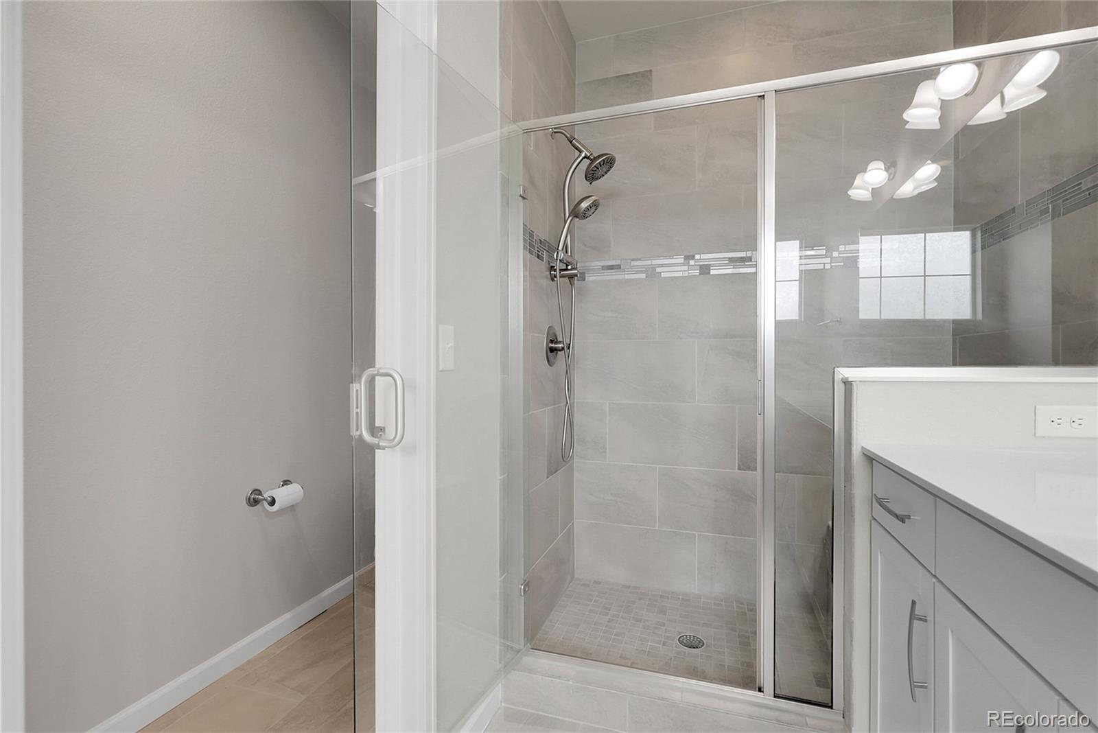 MLS Image #22 for 23895 e rocky top place,aurora, Colorado