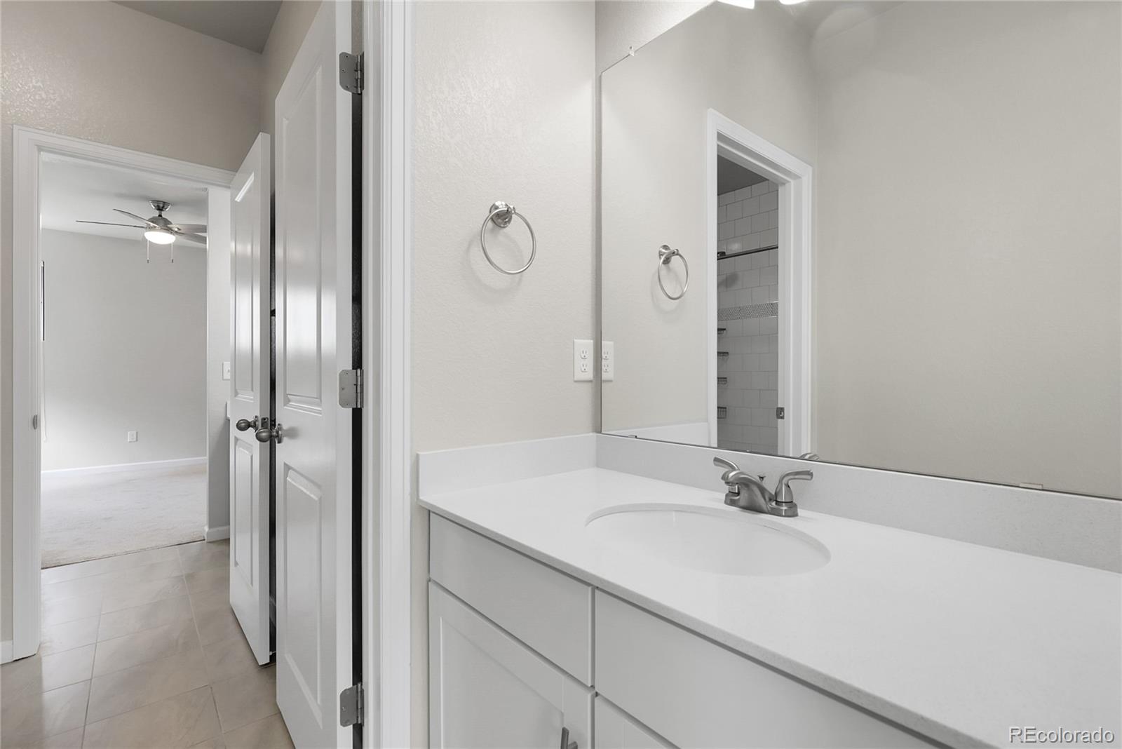 MLS Image #28 for 23895 e rocky top place,aurora, Colorado
