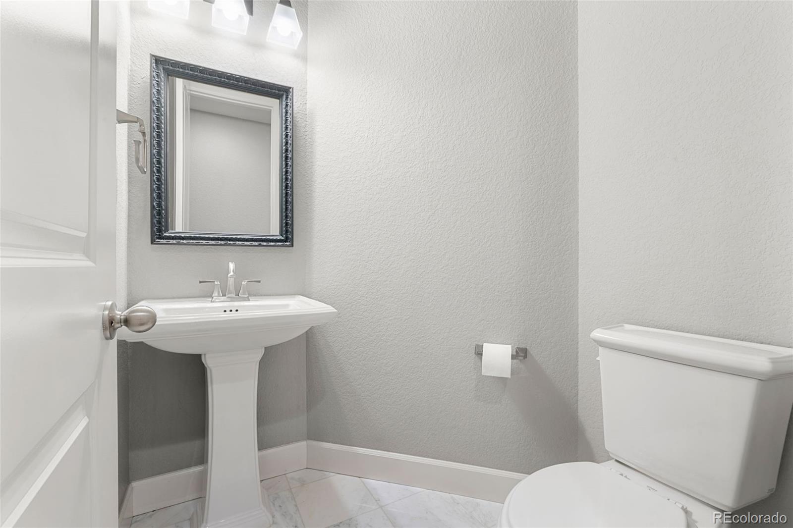 MLS Image #16 for 7606 s valleyhead court,aurora, Colorado