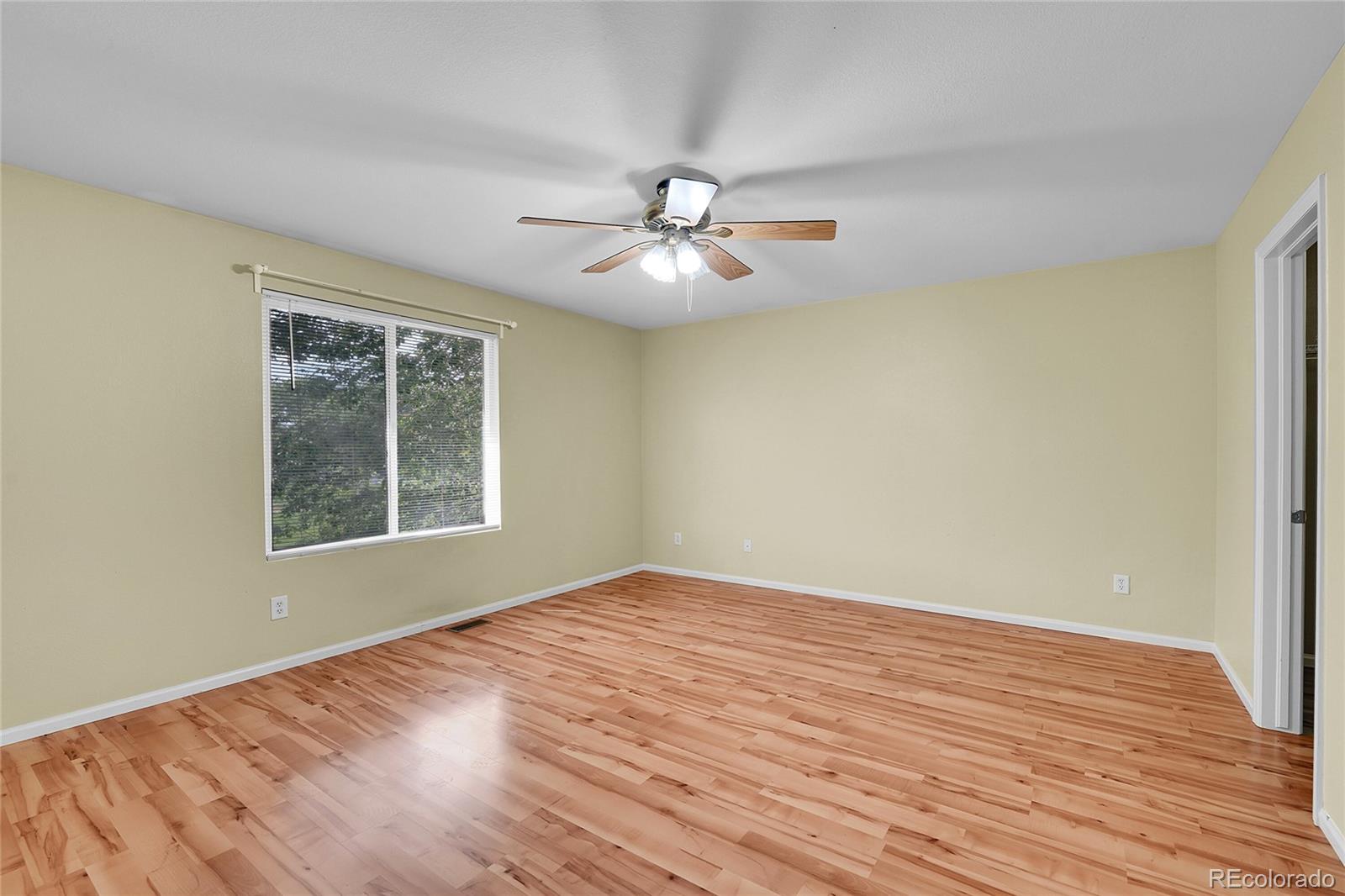 MLS Image #16 for 4267 w kenyon avenue,denver, Colorado