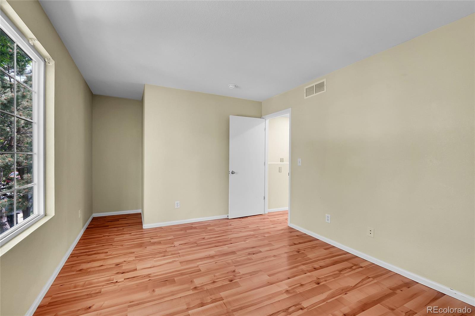 MLS Image #22 for 4267 w kenyon avenue,denver, Colorado
