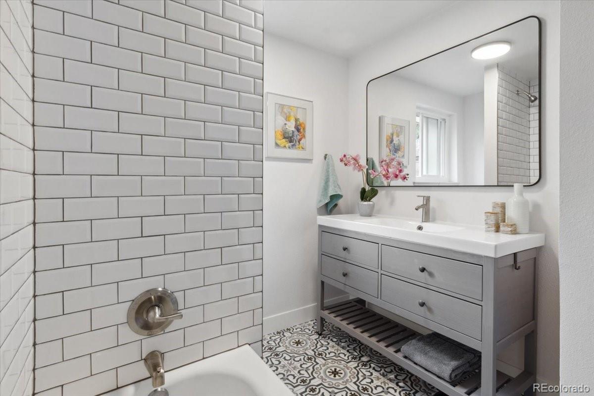 MLS Image #17 for 5185 n meade street street,denver, Colorado
