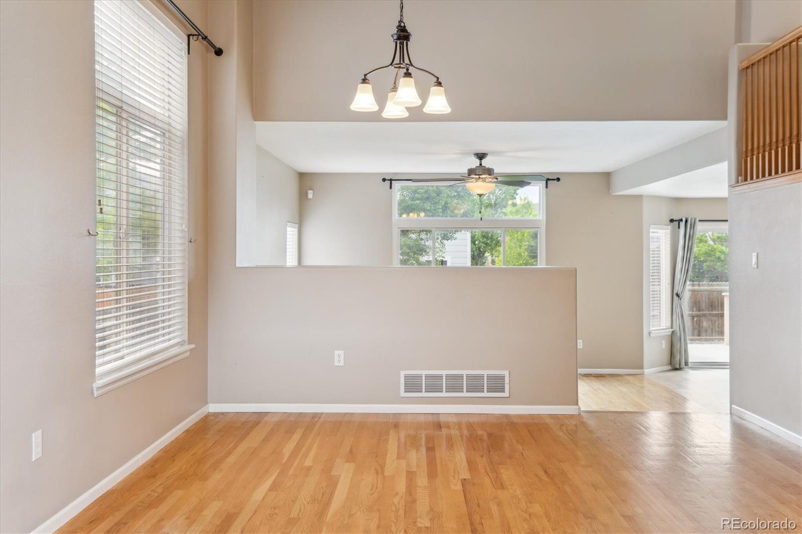 MLS Image #4 for 4016 s rome street,aurora, Colorado