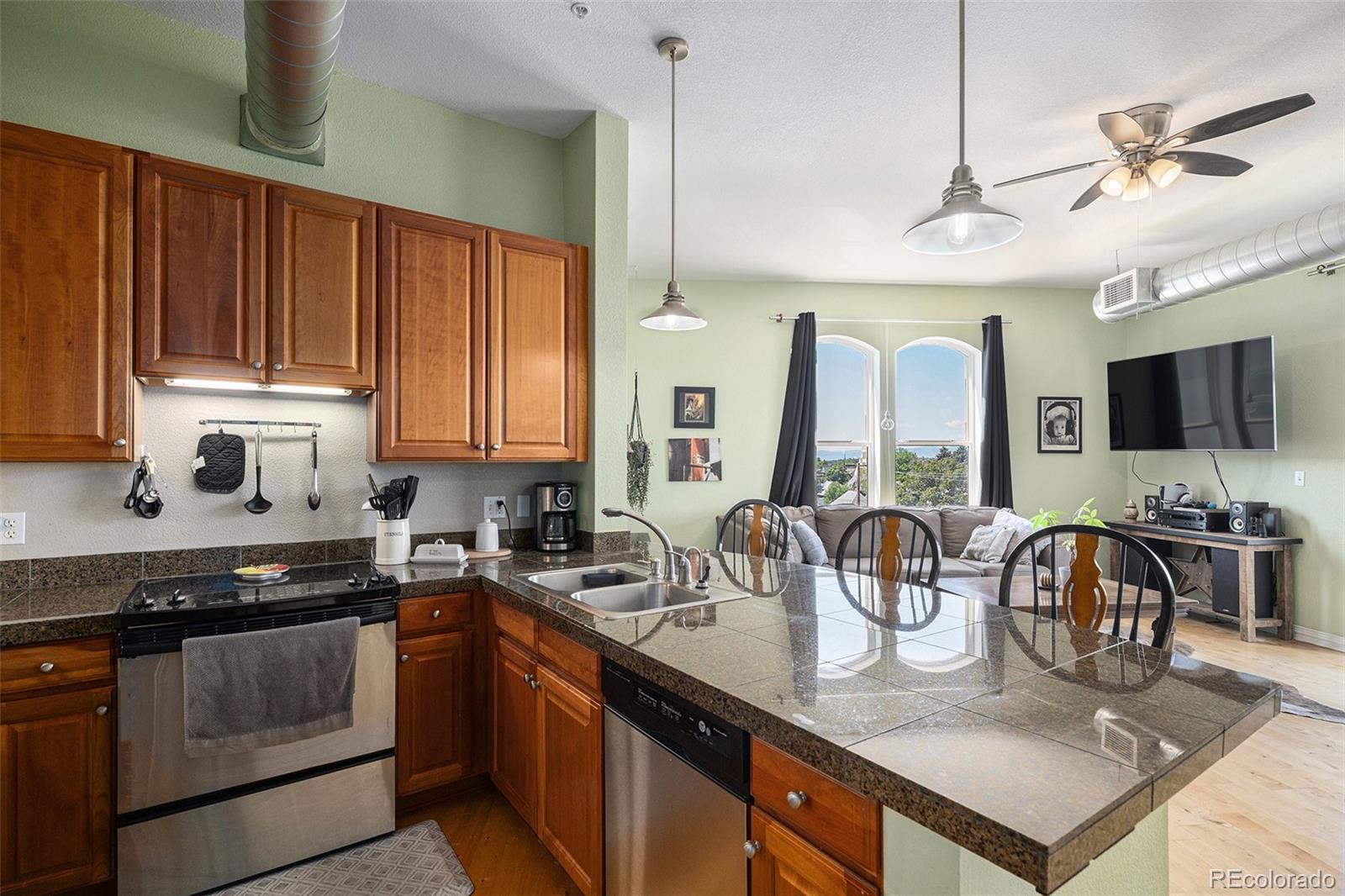 MLS Image #5 for 277 n broadway ,denver, Colorado